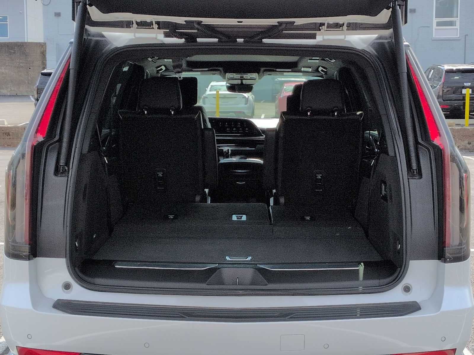 2023 Cadillac Escalade Premium Luxury Platinum