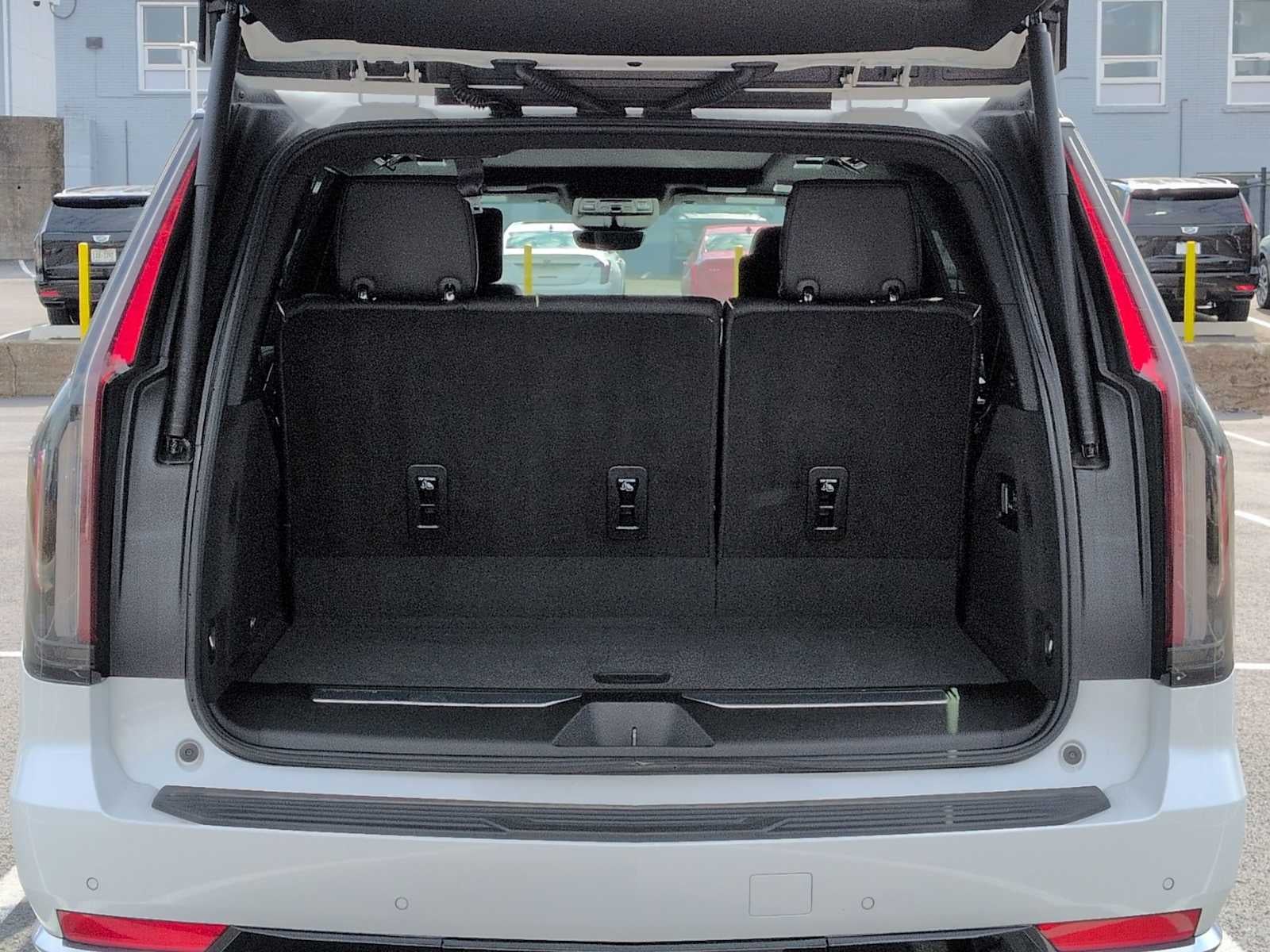 2023 Cadillac Escalade Premium Luxury Platinum