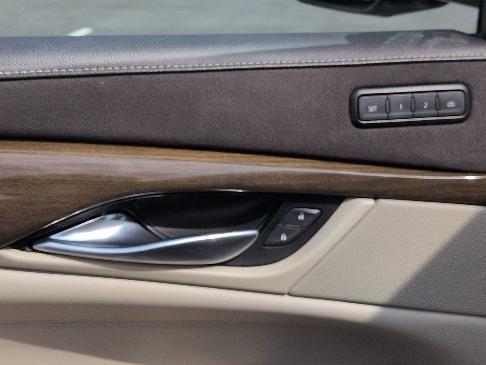 2020 Cadillac Escalade ESV Premium Luxury