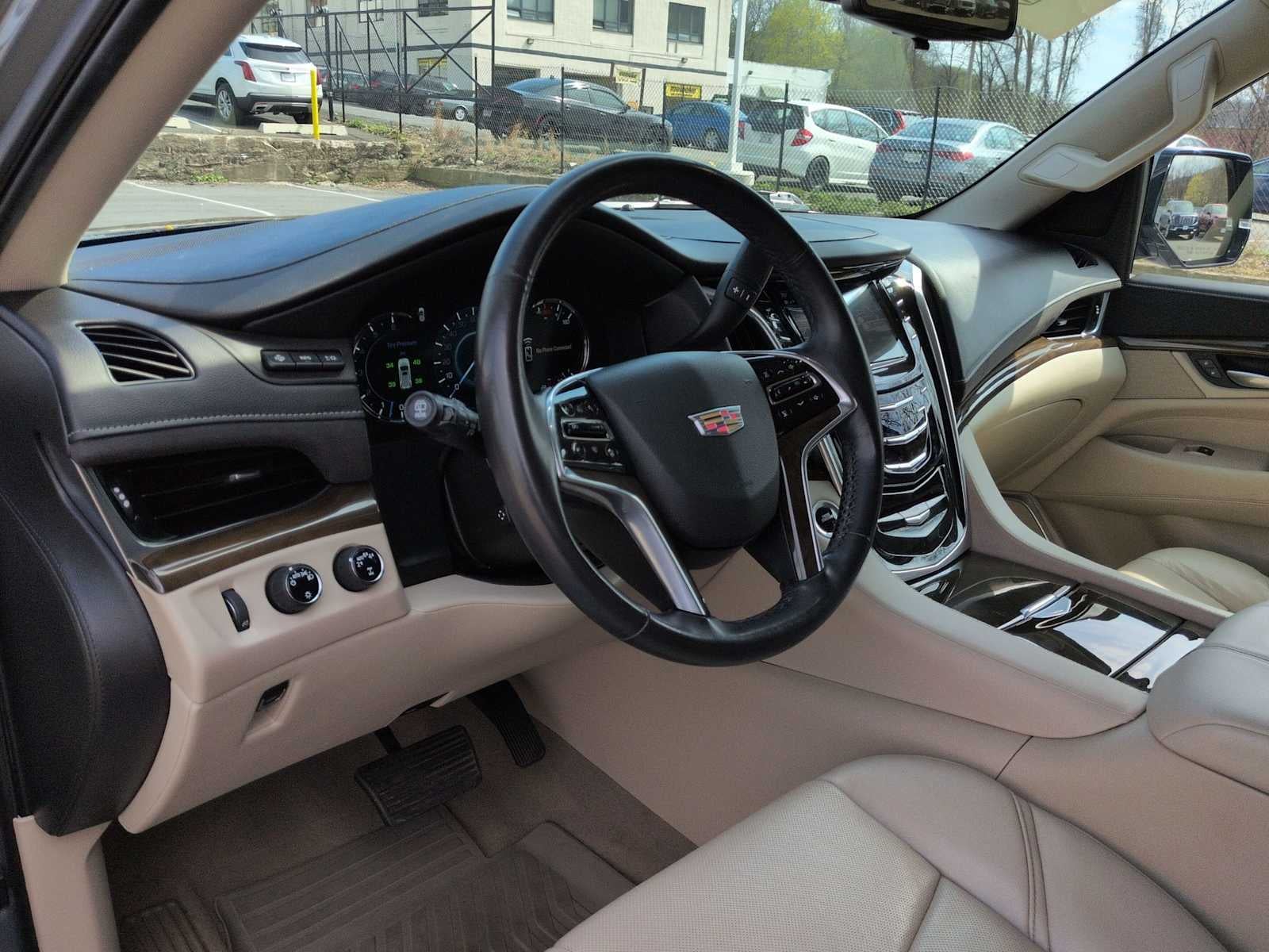 2020 Cadillac Escalade ESV Premium Luxury