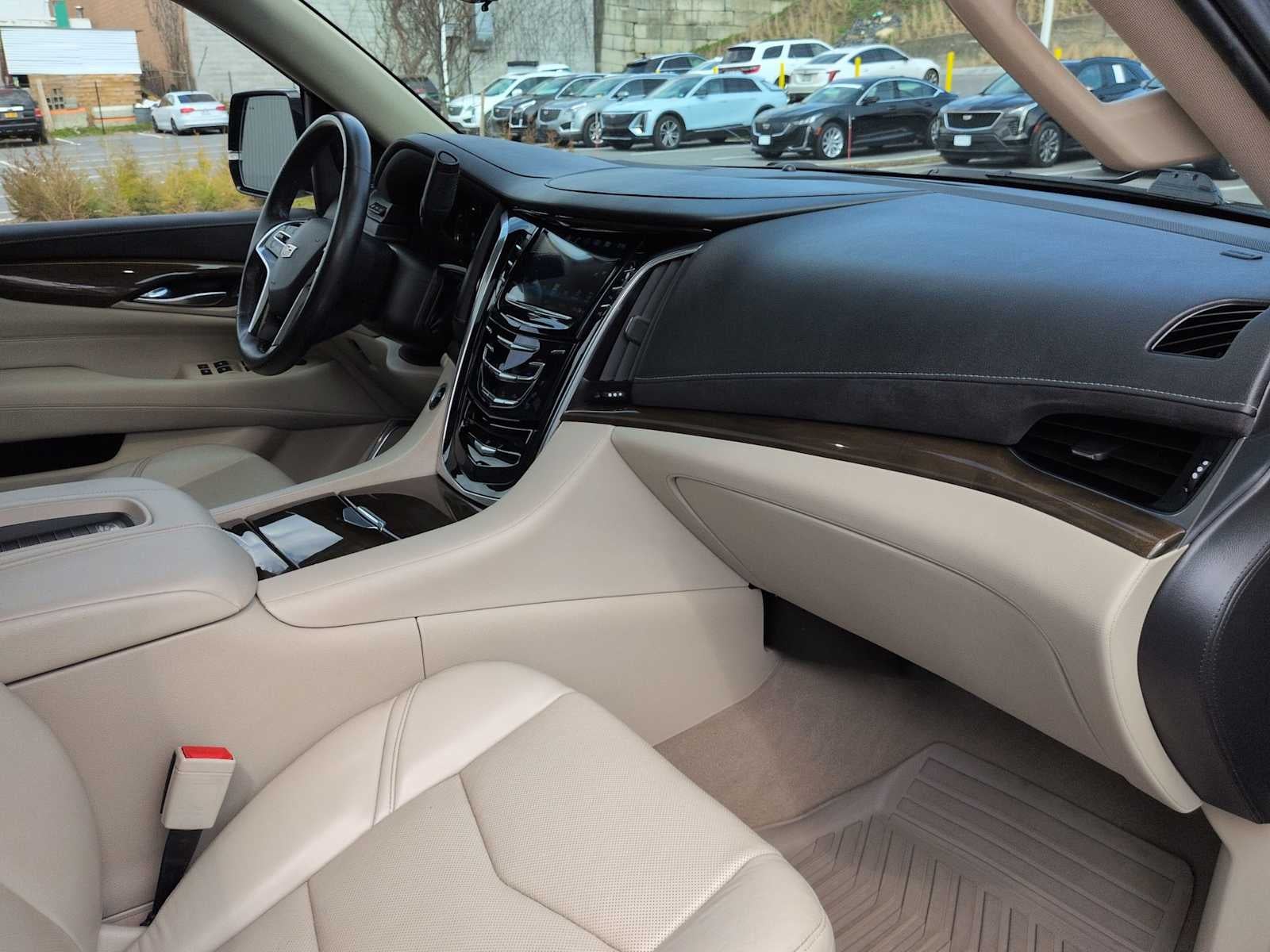2020 Cadillac Escalade ESV Premium Luxury