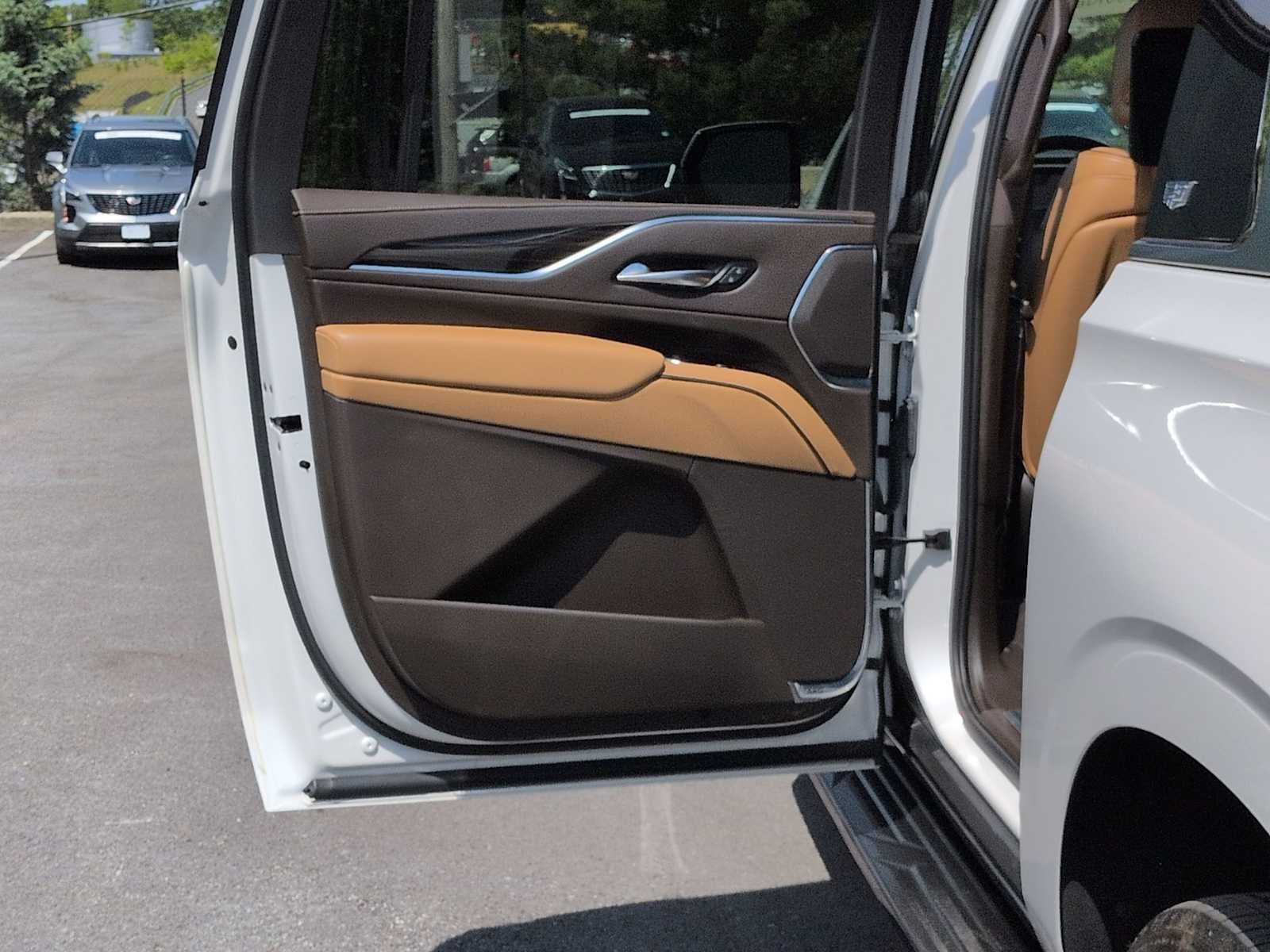 2021 Cadillac Escalade ESV Premium Luxury