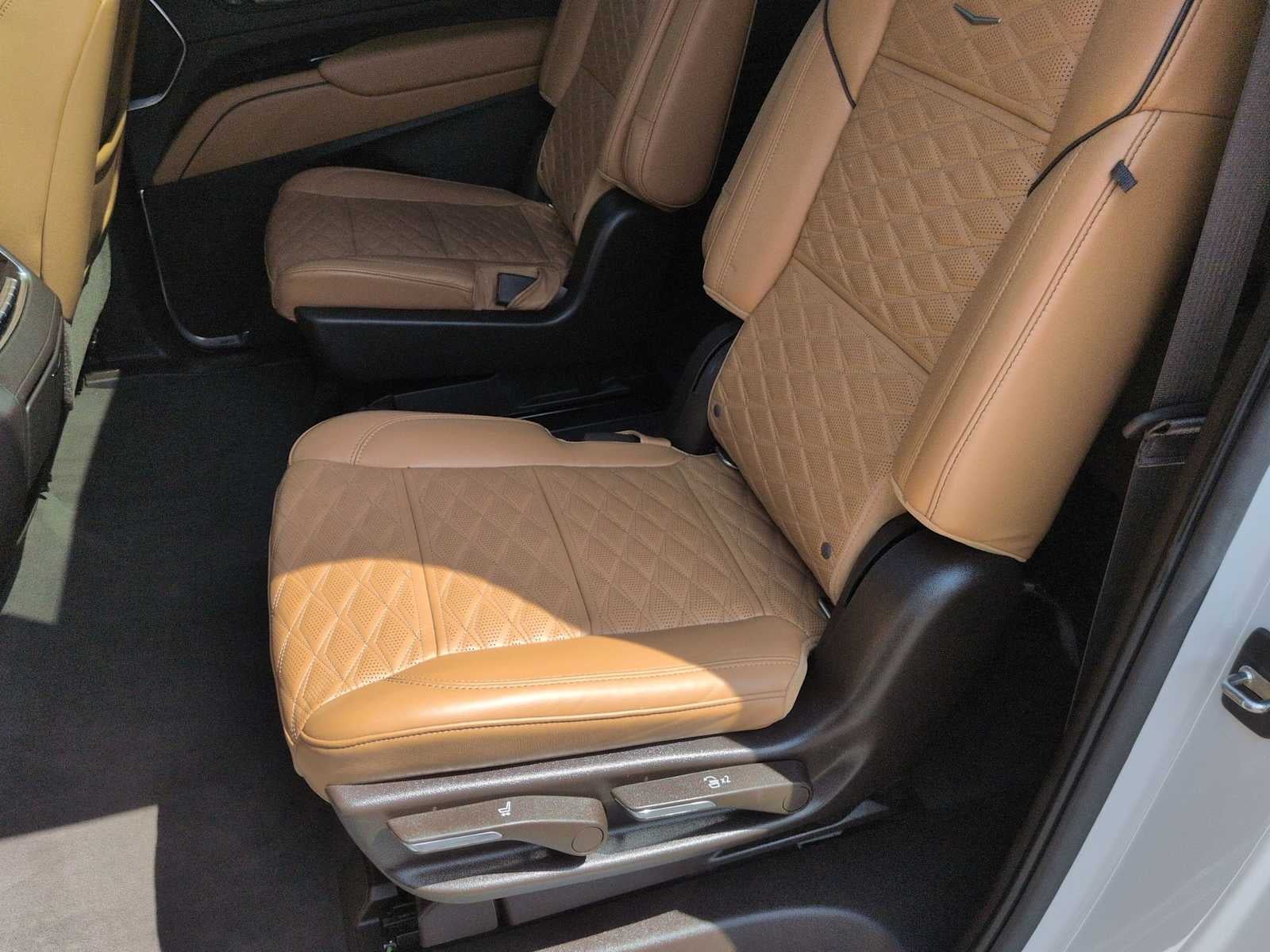 2021 Cadillac Escalade ESV Premium Luxury