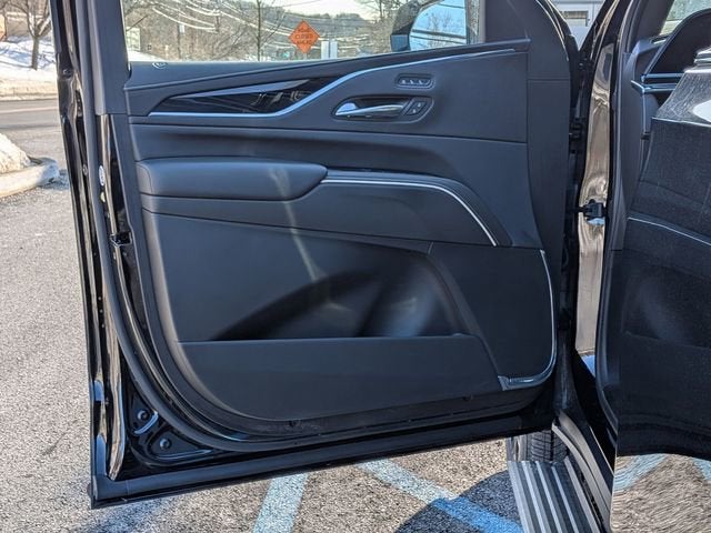 2024 Cadillac Escalade ESV Sport