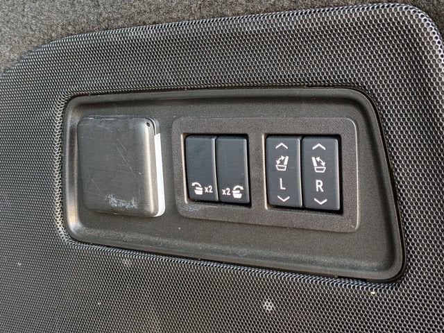 2024 Cadillac Escalade ESV Sport