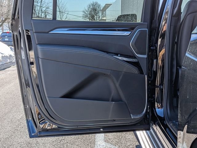 2026 Cadillac Escalade ESV Luxury