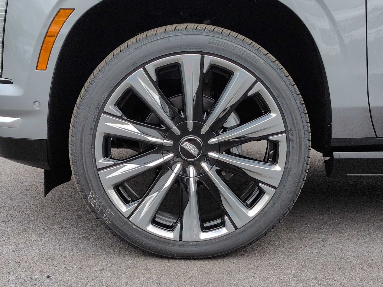 2026 Cadillac Escalade ESV Luxury