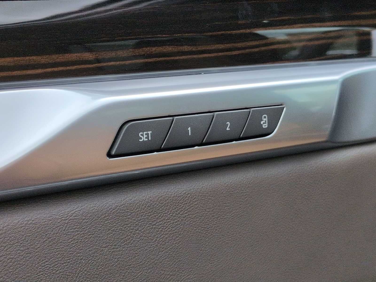 2026 Cadillac Escalade ESV Luxury