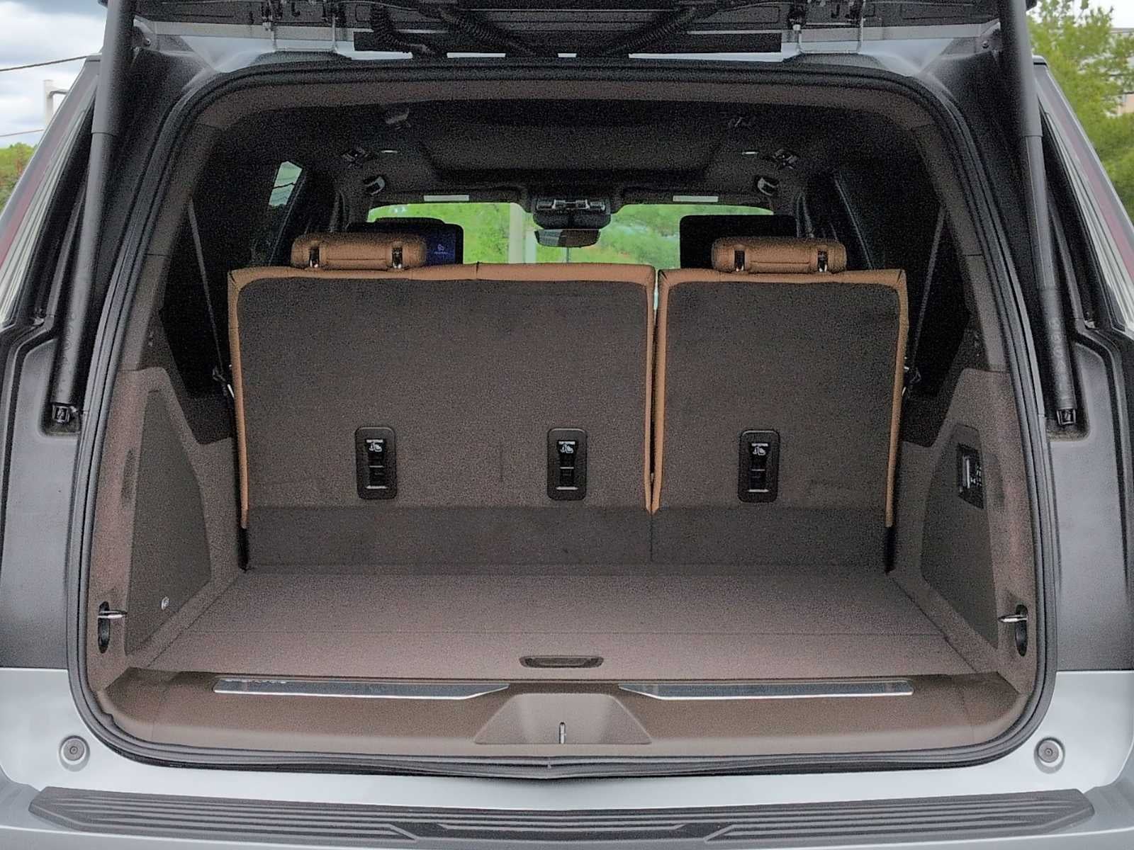 2026 Cadillac Escalade ESV Luxury