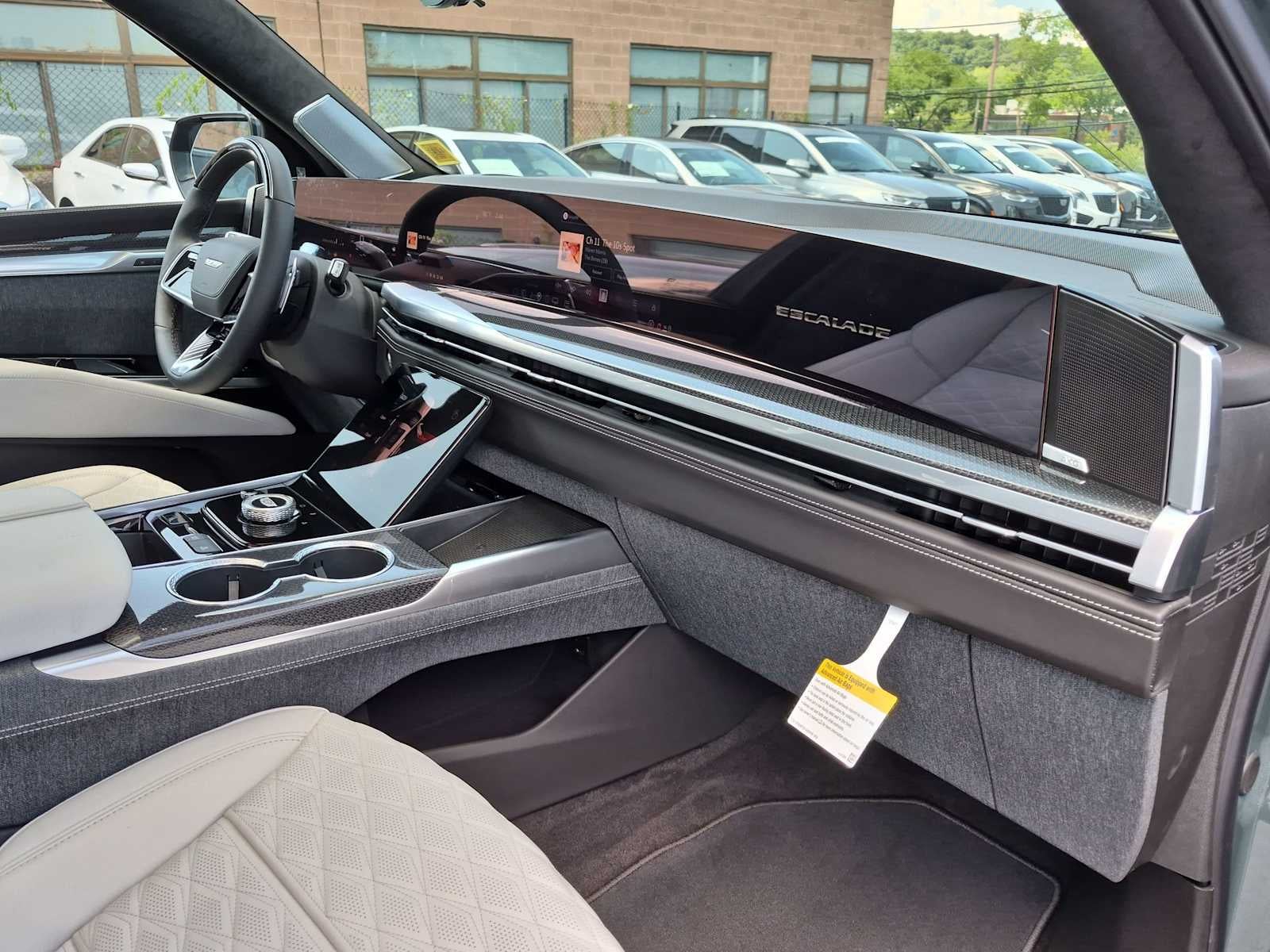 2026 Cadillac Escalade ESV V-Series - Photo 49