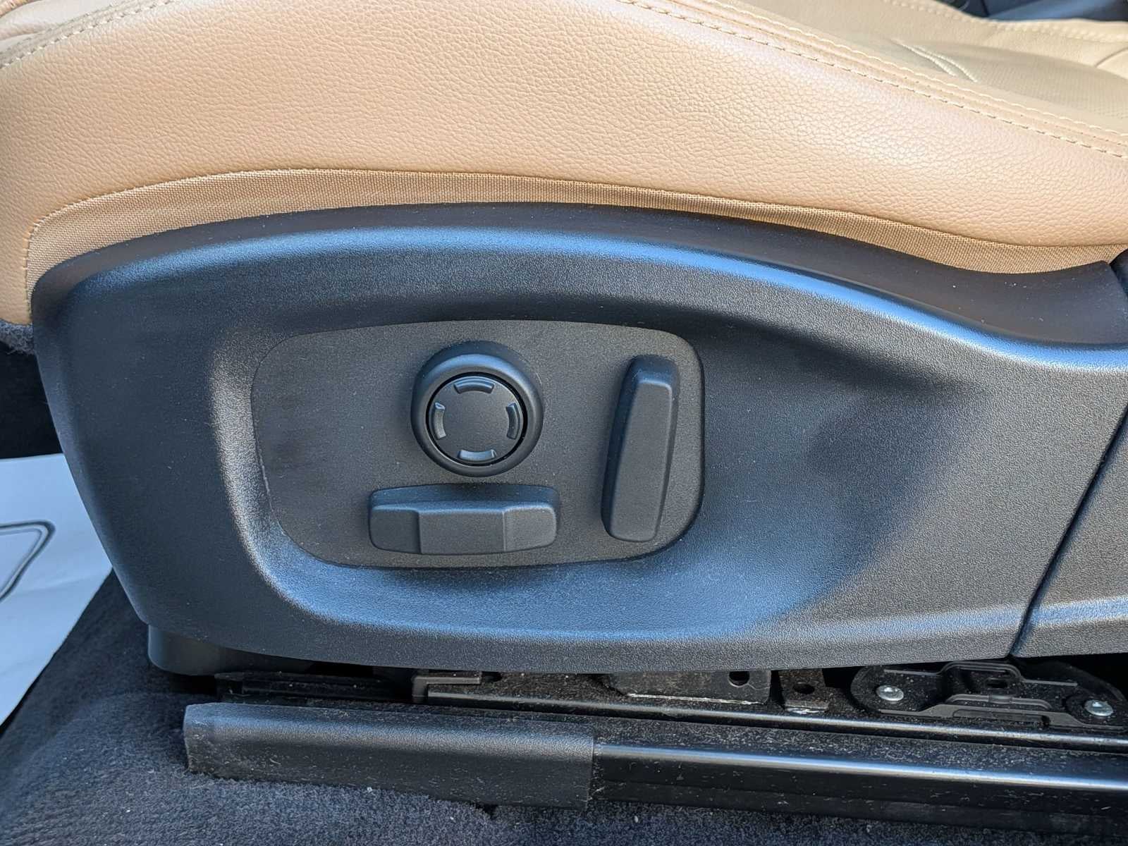 2023 Jaguar E-PACE SE