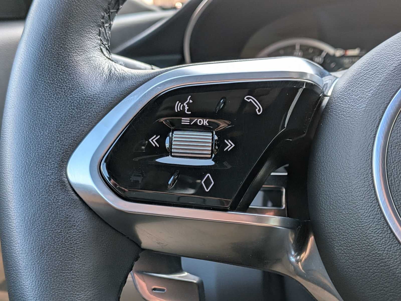 2023 Jaguar E-PACE SE