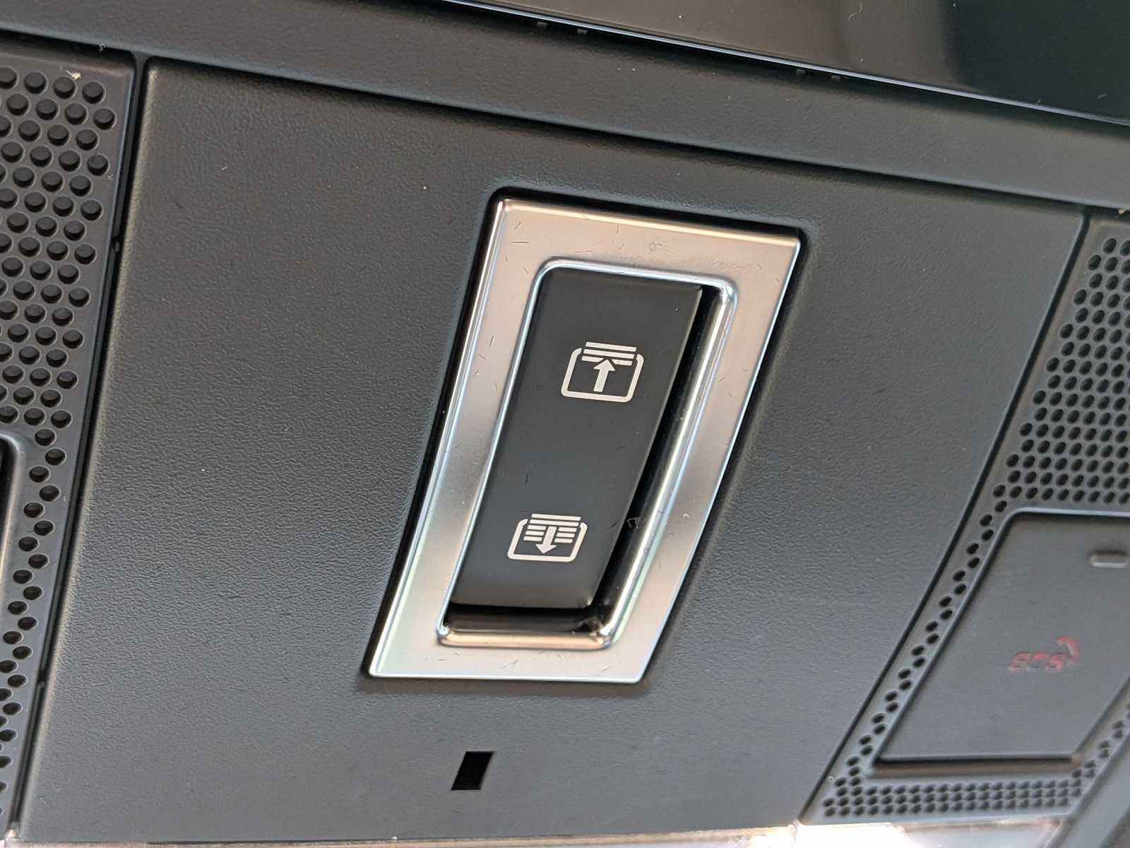 2023 Jaguar E-PACE SE