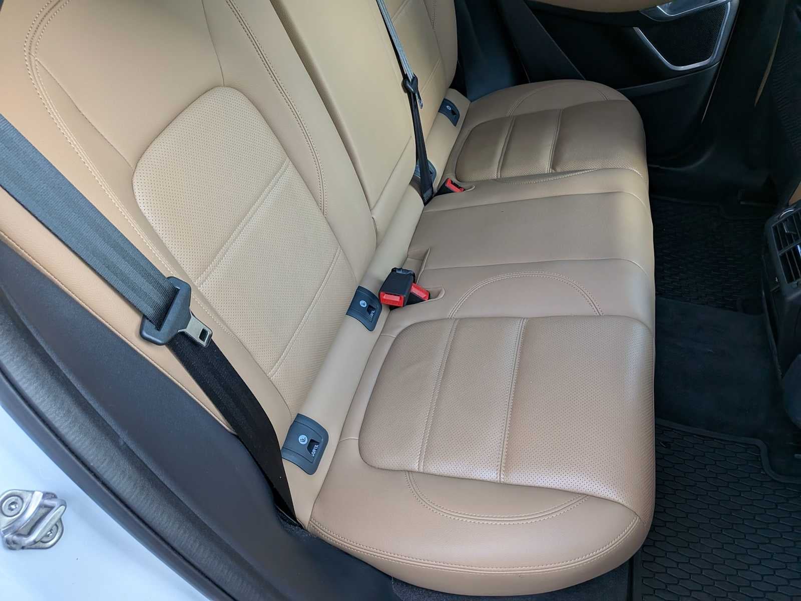 2023 Jaguar E-PACE SE