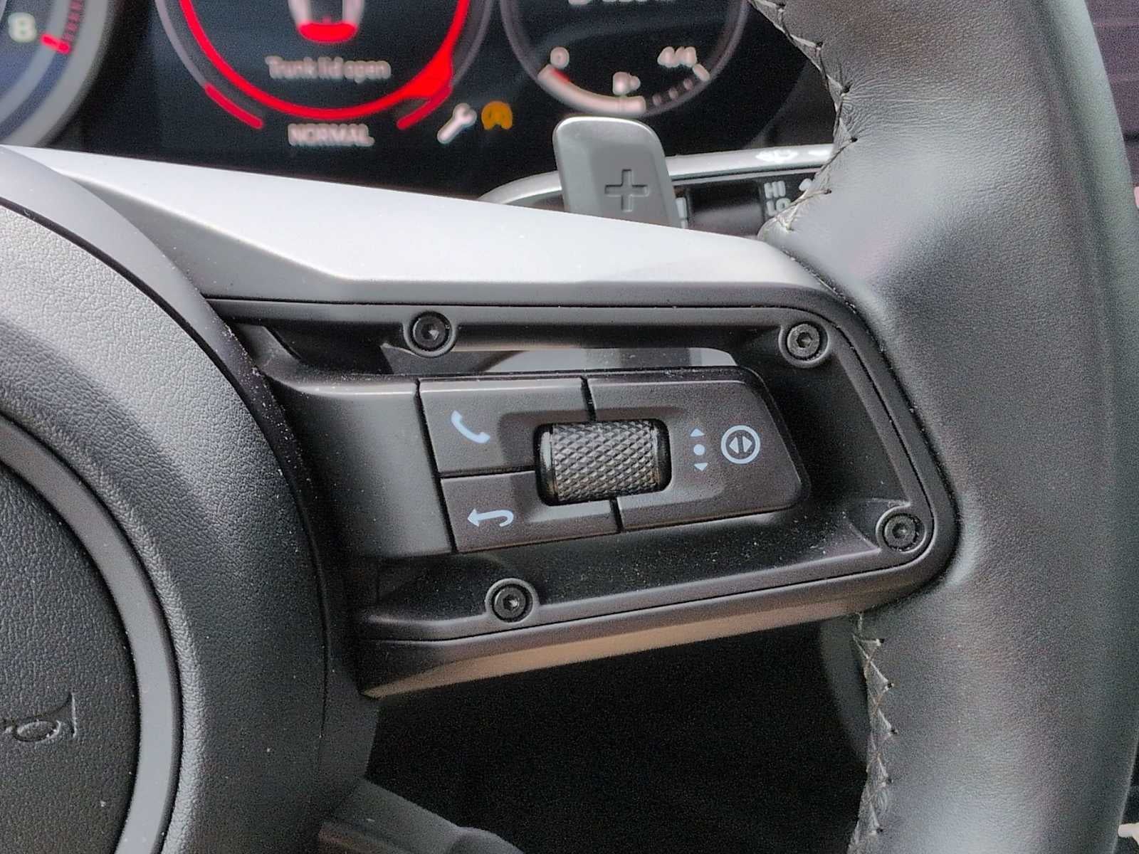 2020 Porsche 911 Carrera