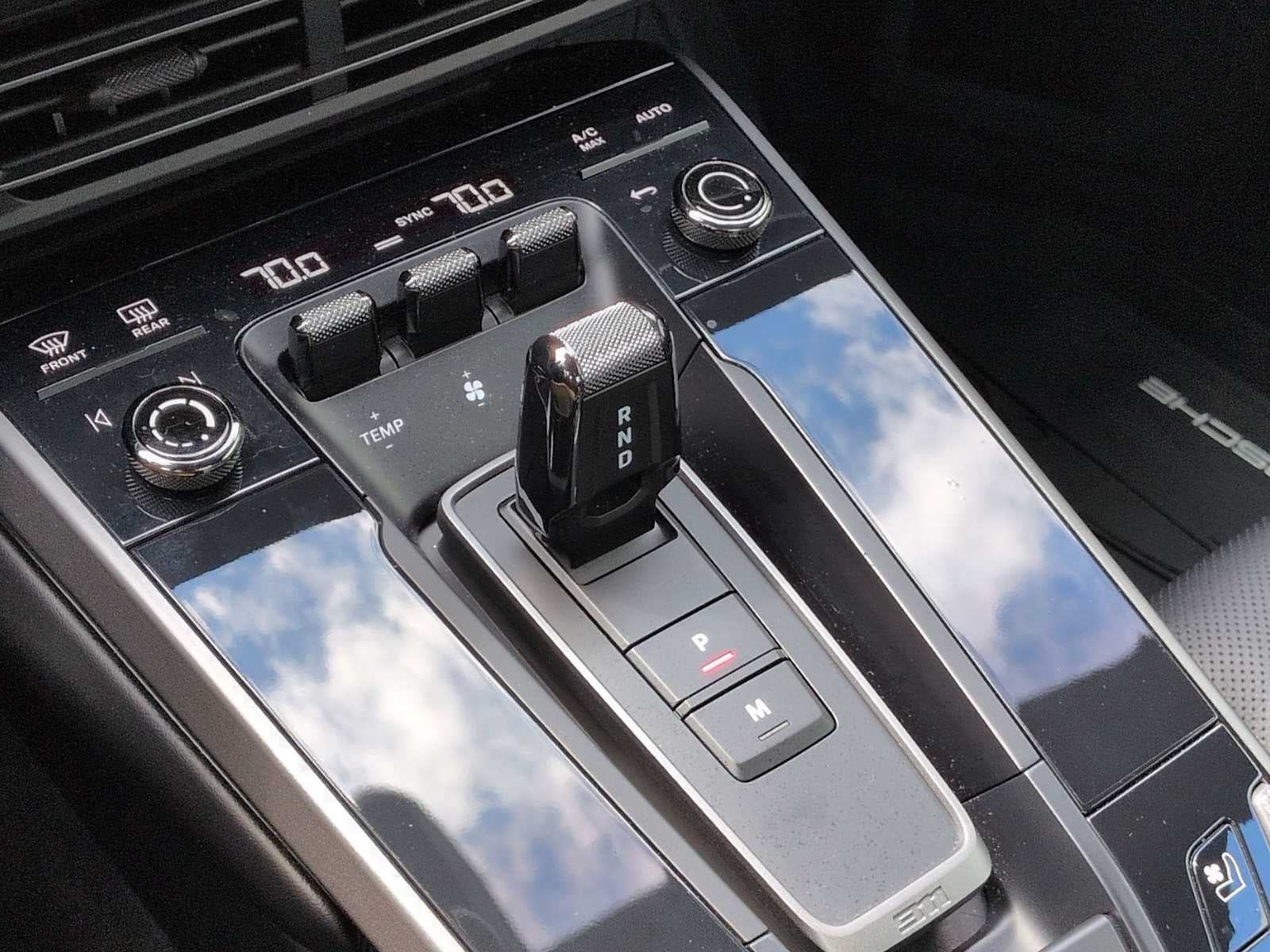 2020 Porsche 911 Carrera