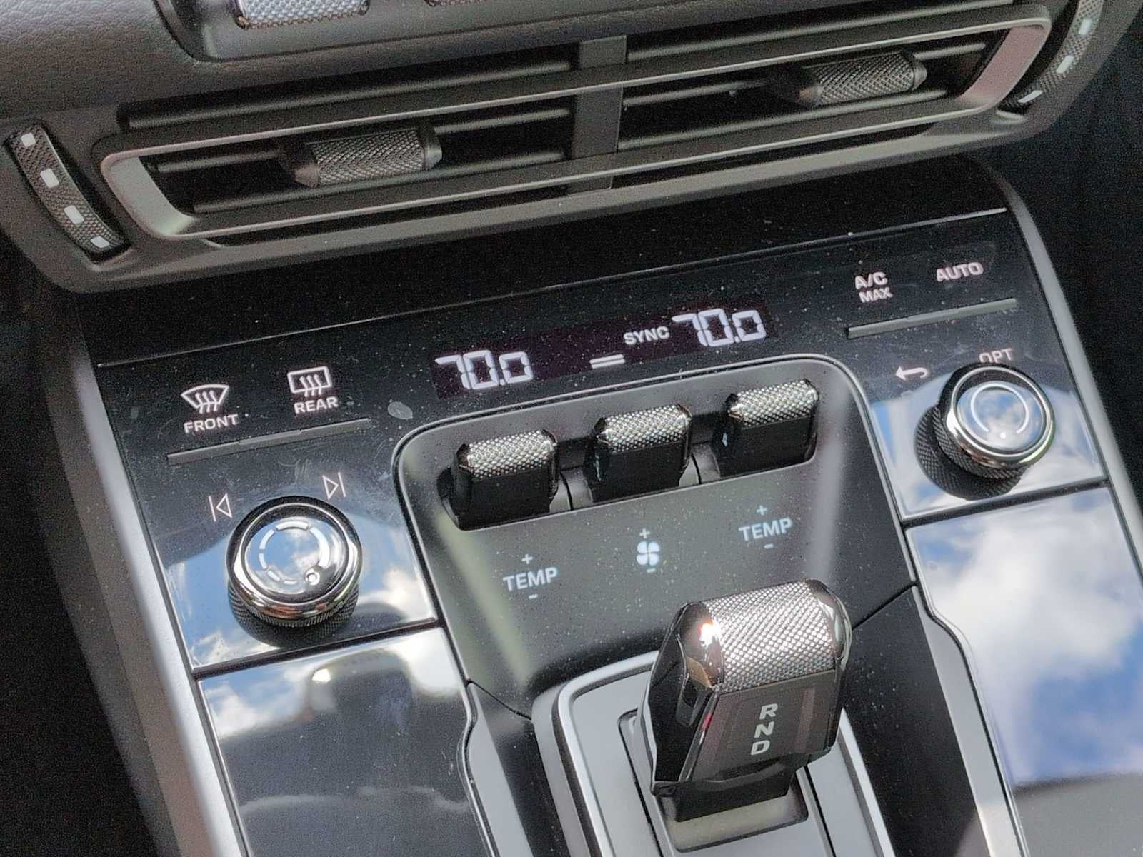 2020 Porsche 911 Carrera