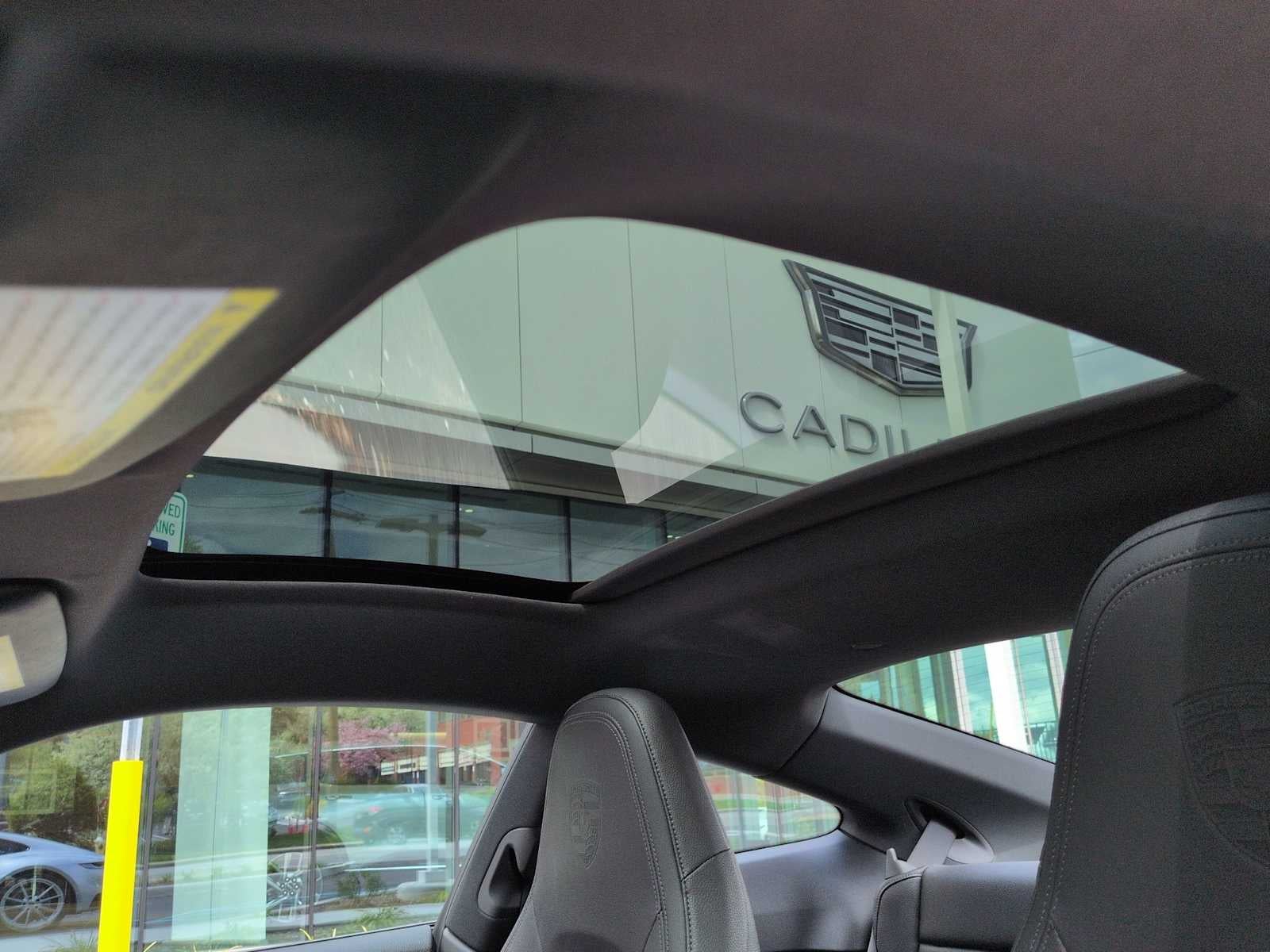 2020 Porsche 911 Carrera