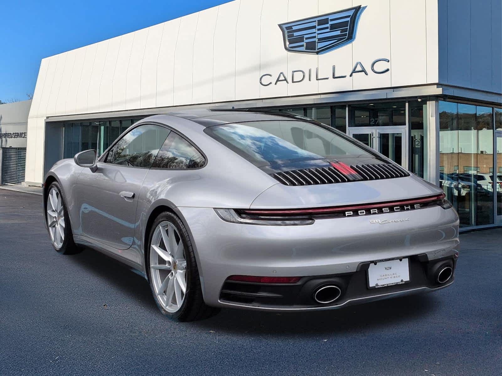 2020 Porsche 911 Carrera