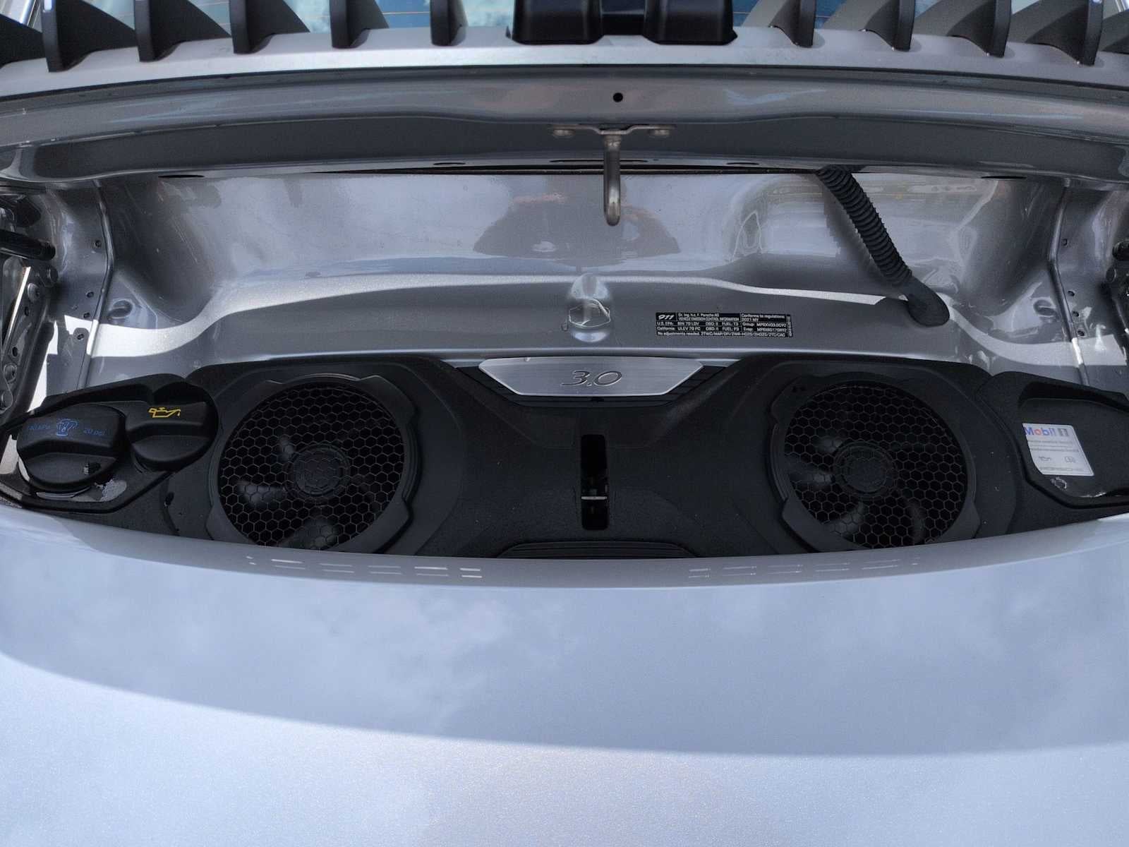 2020 Porsche 911 Carrera