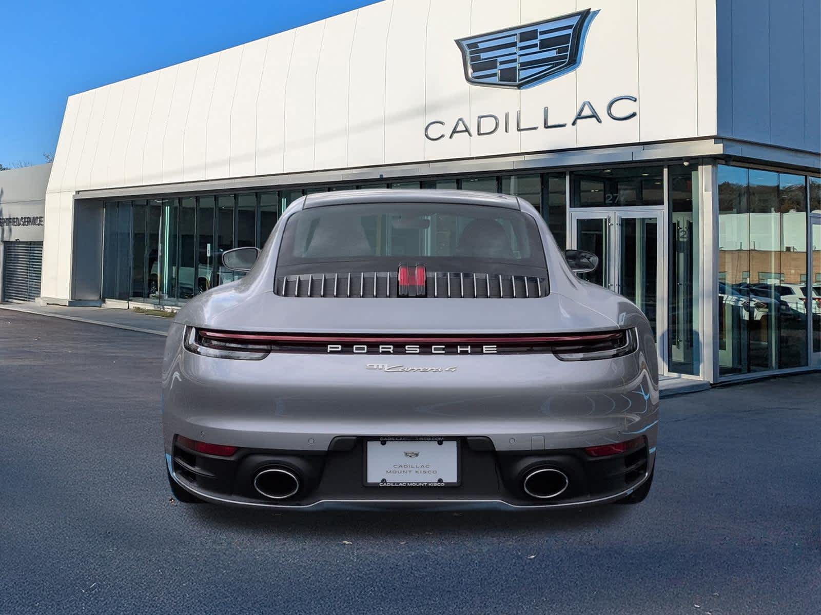 2020 Porsche 911 Carrera