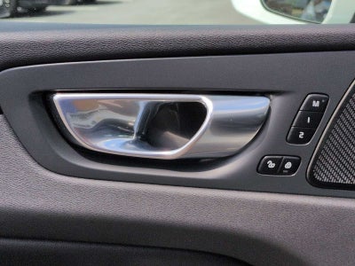 2022 Volvo XC60 Inscription