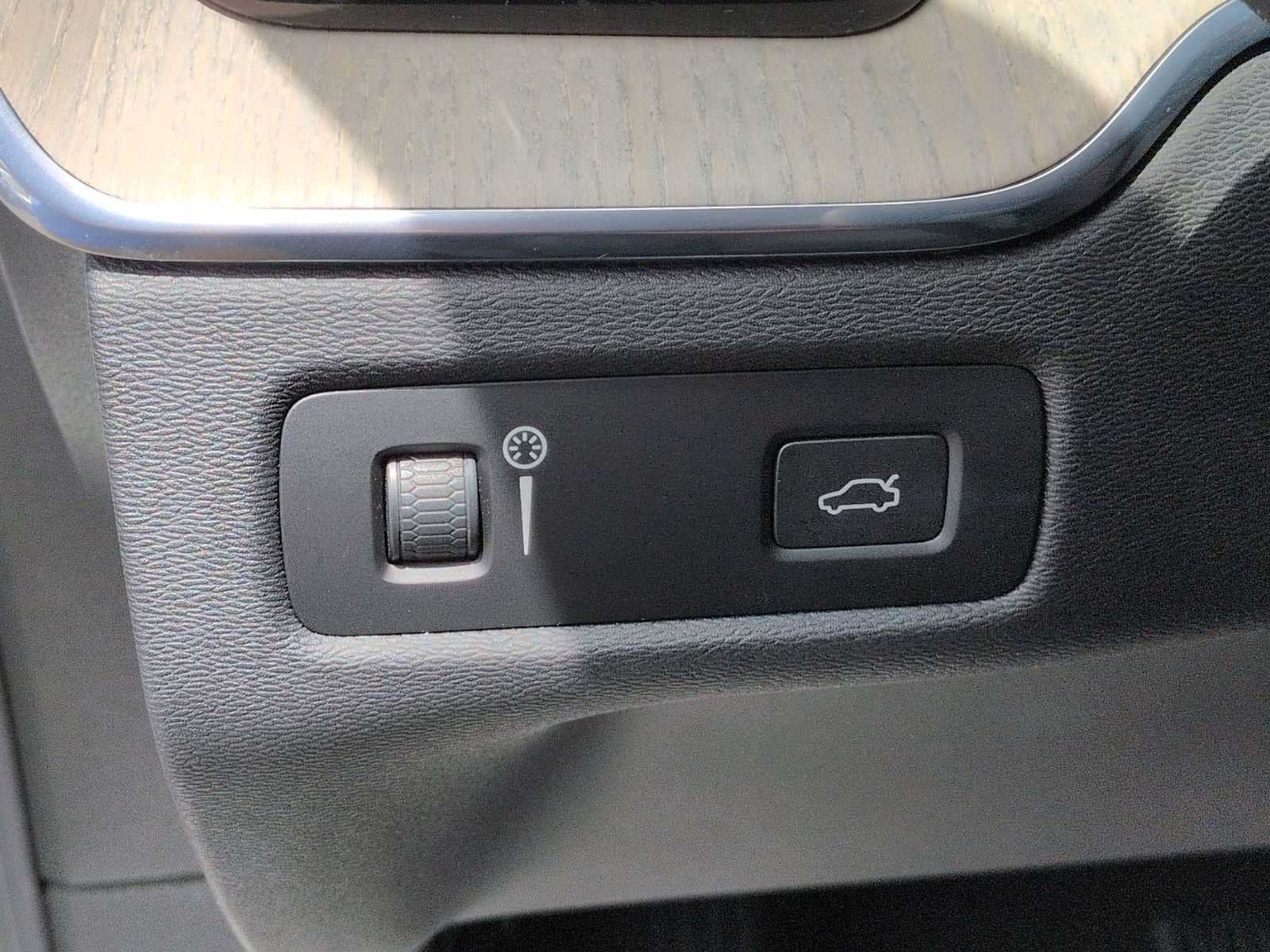 2022 Volvo XC60 Inscription
