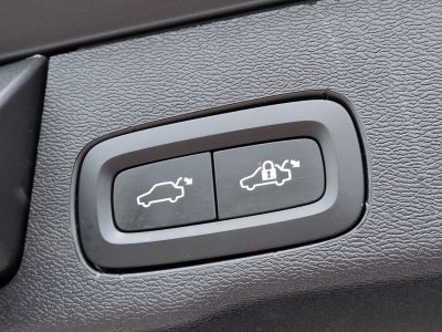 2022 Volvo XC60 Inscription